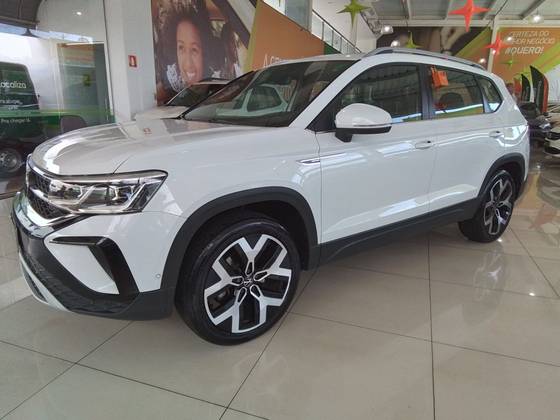 VOLKSWAGEN TAOS 1.4 250 TSI TOTAL FLEX HIGHLINE AUTOMÁTICO